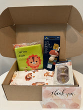 Load image into Gallery viewer, Baby Lion Gift Box Set
