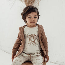Load image into Gallery viewer, Badger Print Tee- Turtle Dove