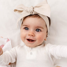 Load image into Gallery viewer, Natural Linen Bow Pre-Tied Headband Wrap