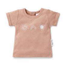 Load image into Gallery viewer, RAINBOW SUN PRINT TEE