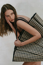 Load image into Gallery viewer, Roma Tropez Tote