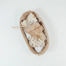 Load image into Gallery viewer, Oatmeal Ruffle Knit Blanket