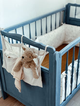 Load image into Gallery viewer, Bed bumper- Sea shell