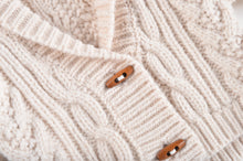 Load image into Gallery viewer, Sacha Knitted Acrylic