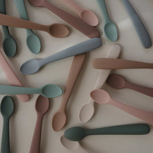 Load image into Gallery viewer, Silicone Feeding Spoons 2-pack
