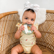 Load image into Gallery viewer, Cute ‘N Cool™ Llama Water Filled Teether