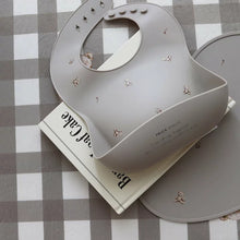Load image into Gallery viewer, Silicone Bib-Vintage Bear