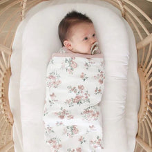 Load image into Gallery viewer, Forest Rabbit Baby Hamper