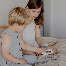 Load image into Gallery viewer, Ocean Snap & Go Fish (2 card games in 1)