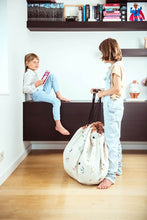 Load image into Gallery viewer, Veggie Numbers Toy Storage Bag