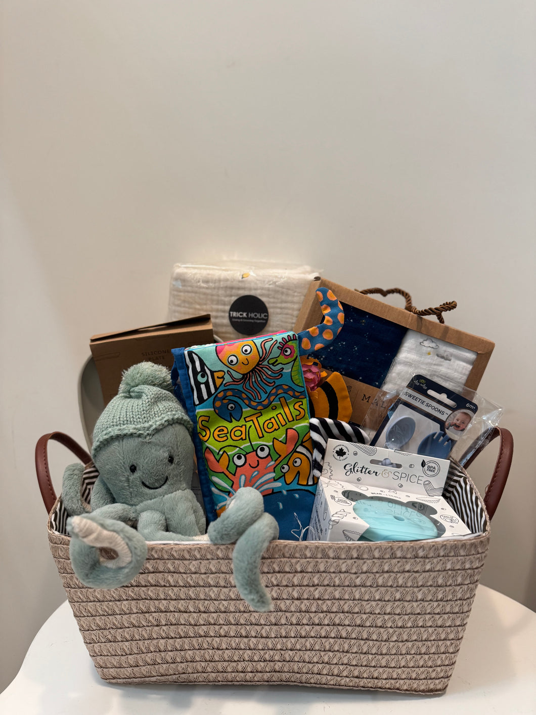 Cozi Octopus Baby Hamper