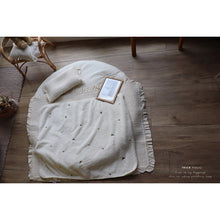 Load image into Gallery viewer, Lemon embroidery fur blanket
